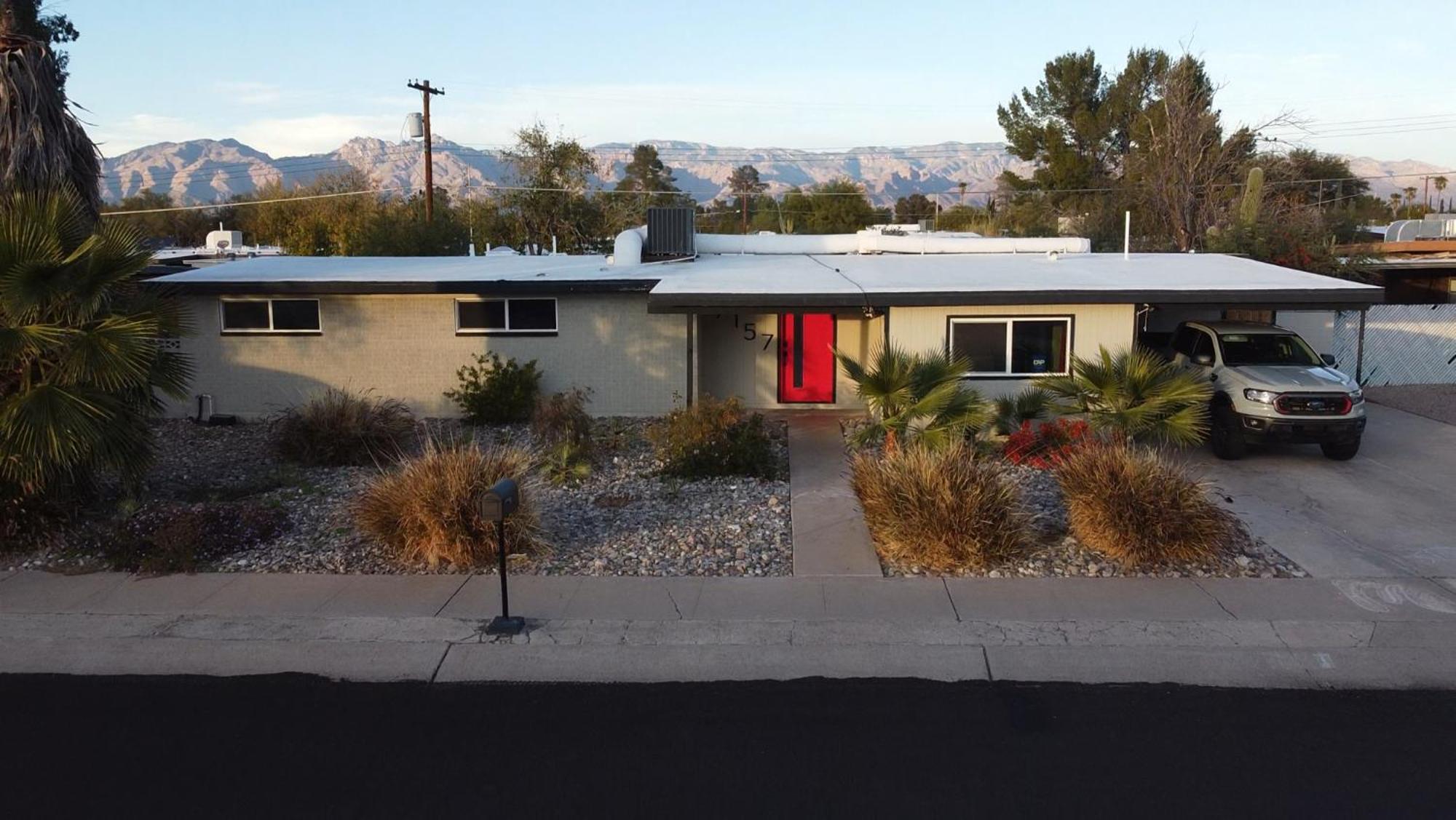 Private Home - Heated Pool, Billiards, Darts, Foosball, Fireplace, 5 Smart Tvs, Bbq, Cotton Bedding - The Saguaro Sanctuary, Pool Heat Optional Tucson Eksteriør bilde